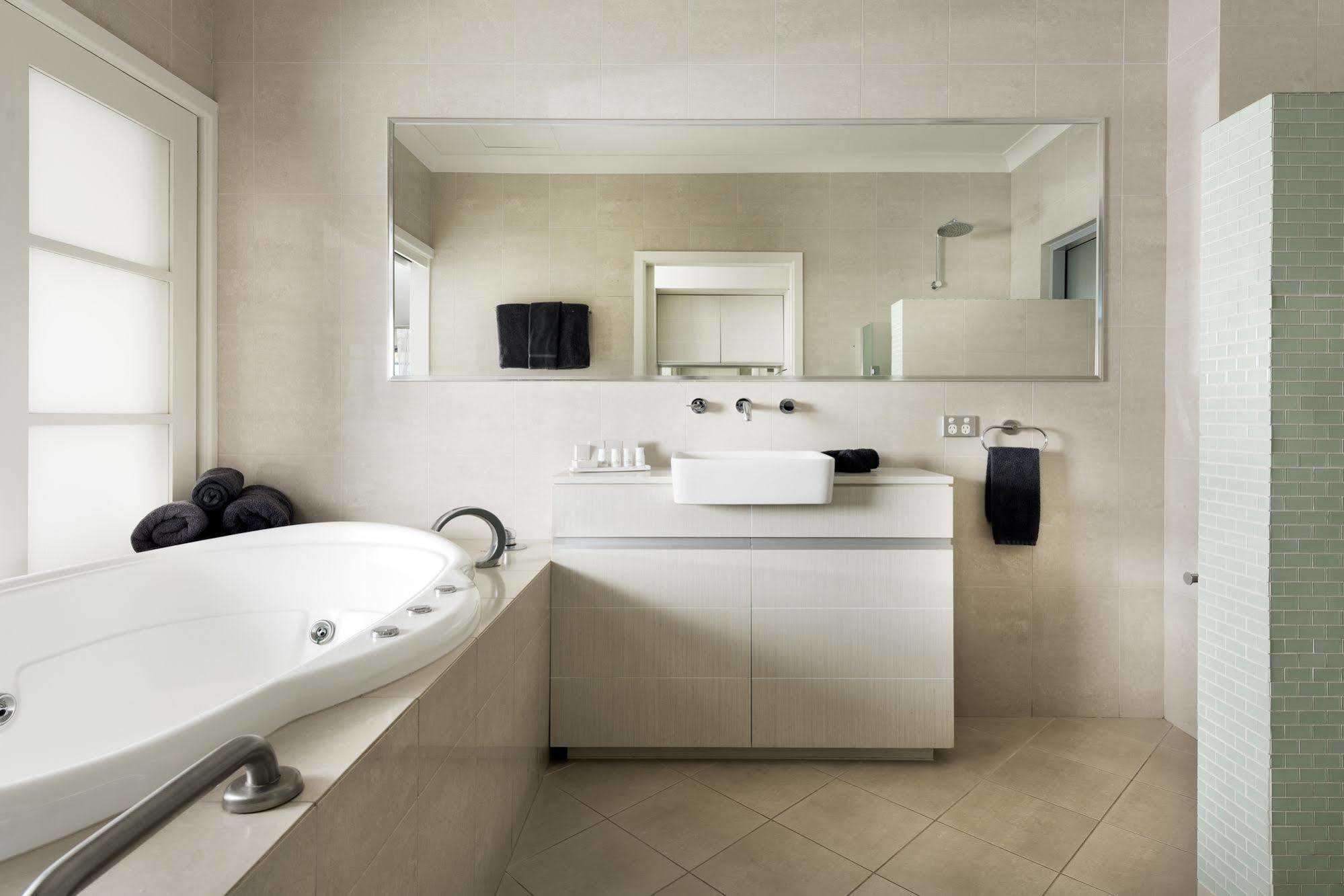 Mangrove Hotel Broome Dış mekan fotoğraf