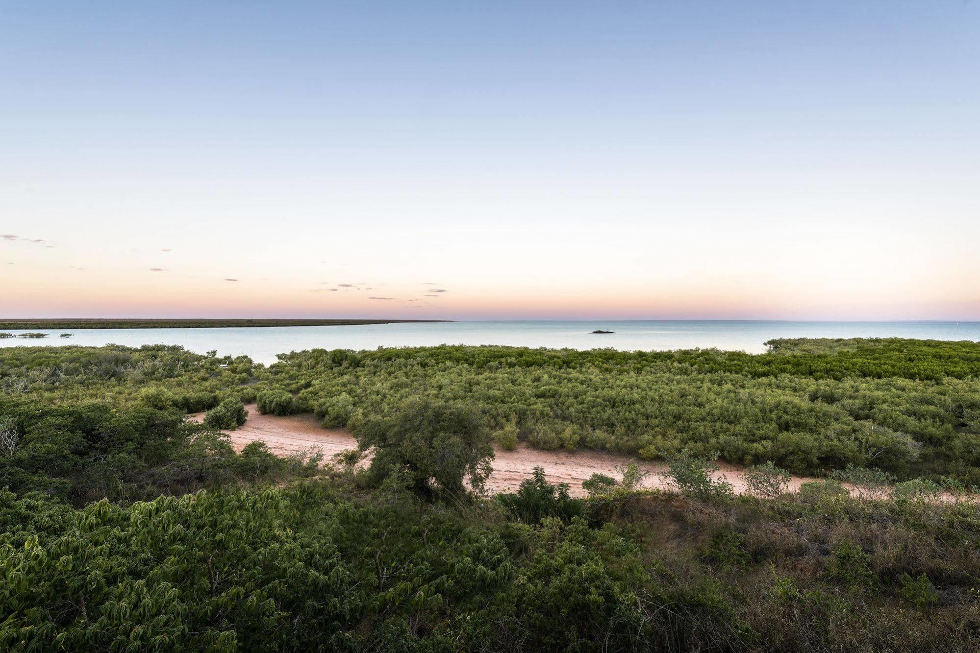 Mangrove Hotel Broome Dış mekan fotoğraf